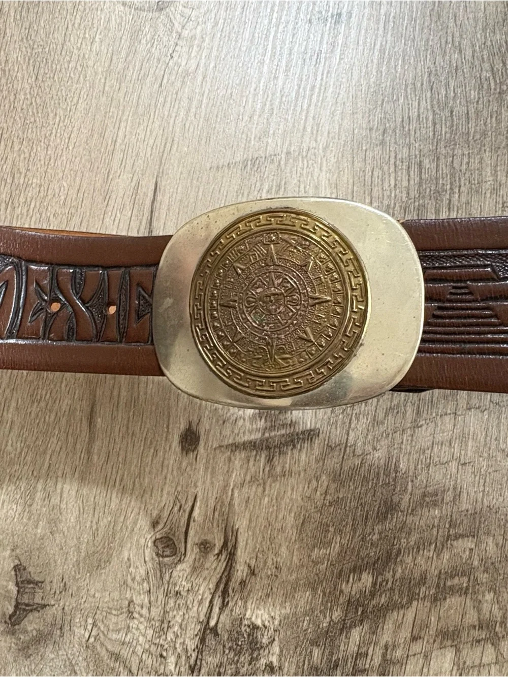 Men's VINTAGE 70s Brown Leather MEXICO Desert BRASS AZTEC Calendar BUCKLE Belt